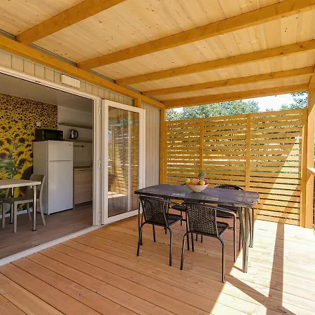 Adriamar Mobile Homes In Park Umago