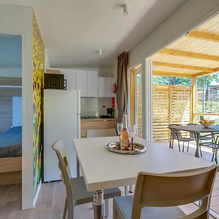 Adriamar Mobile Homes In Park Campsite *