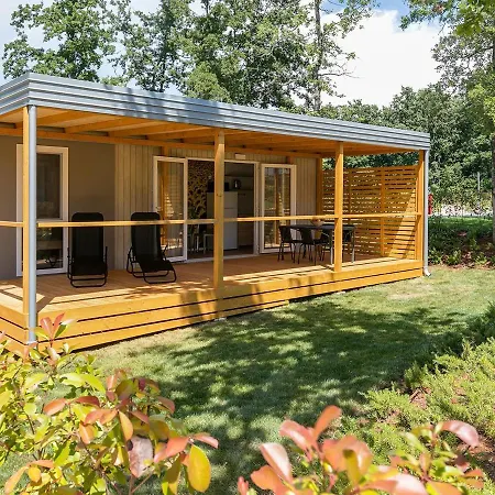 Adriamar Mobile Homes In Park Campsite Umag