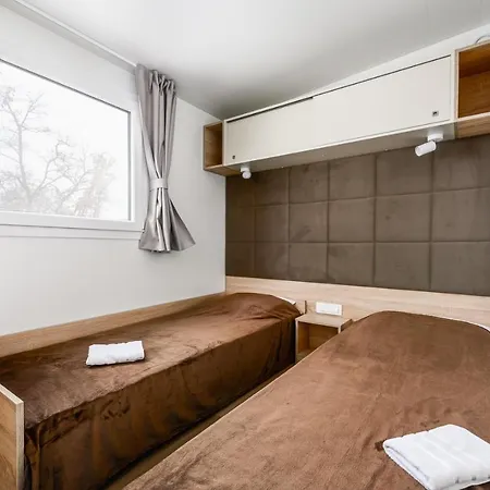 Adriamar Mobile Homes In Park