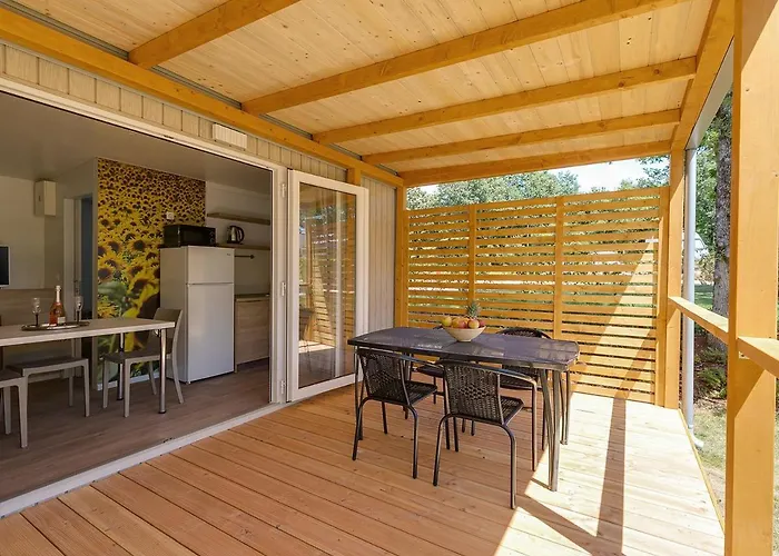 Adriamar Mobile Homes In Park Umag