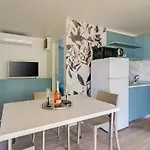 Adriamar Mobile Homes In Park Campingplads *