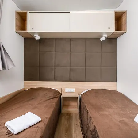 Adriamar Mobile Homes In Park