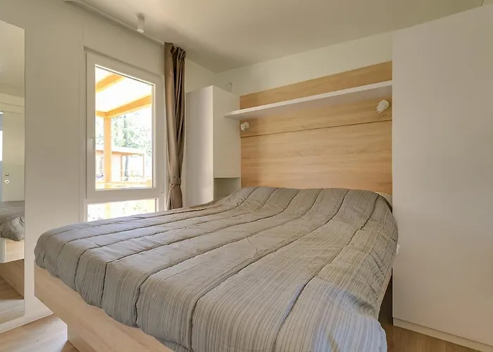 Adriamar Mobile Homes In Park Umag